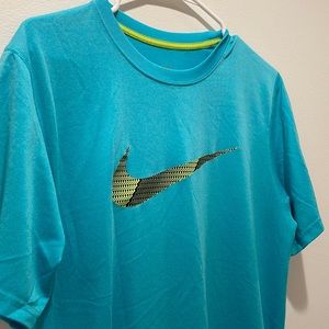 Nike Dry-Fit T-Shirt